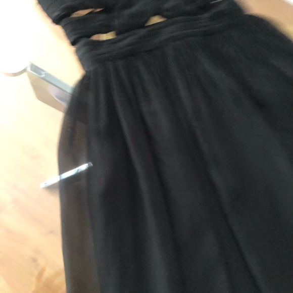 Black dress - Picture 4 of 6